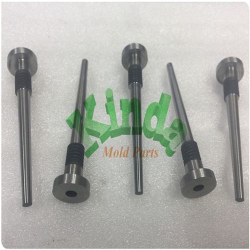 High precision custom core pins for injection mold parts,  SKD61 hardened and nitrided ejector pins for plastic components, special ejector pins with cylindrical head